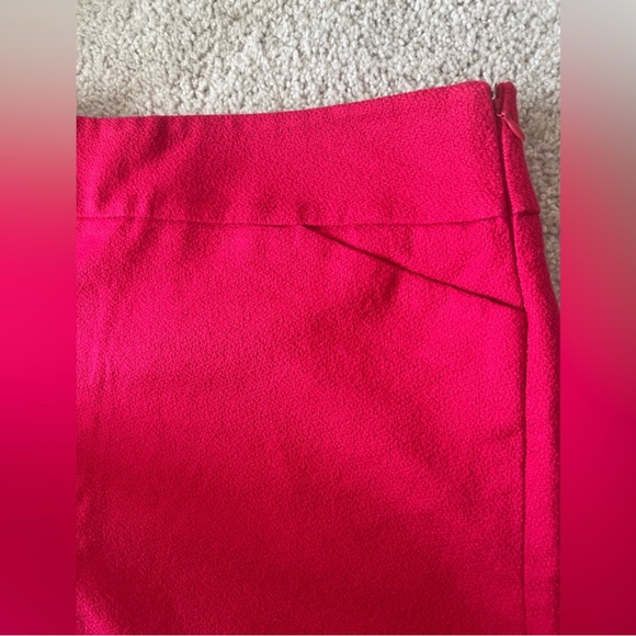 Loft - Pink Pencil Skirt - Size 8 - Picture 3 of 8
